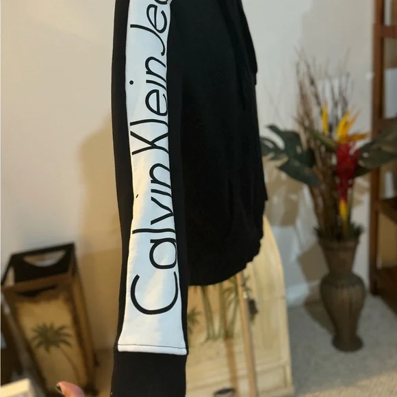 Calvin Klein Jeans printed on Long Sleeves Men's Zip Down Sweatshirt Small - Picture 3 of 5